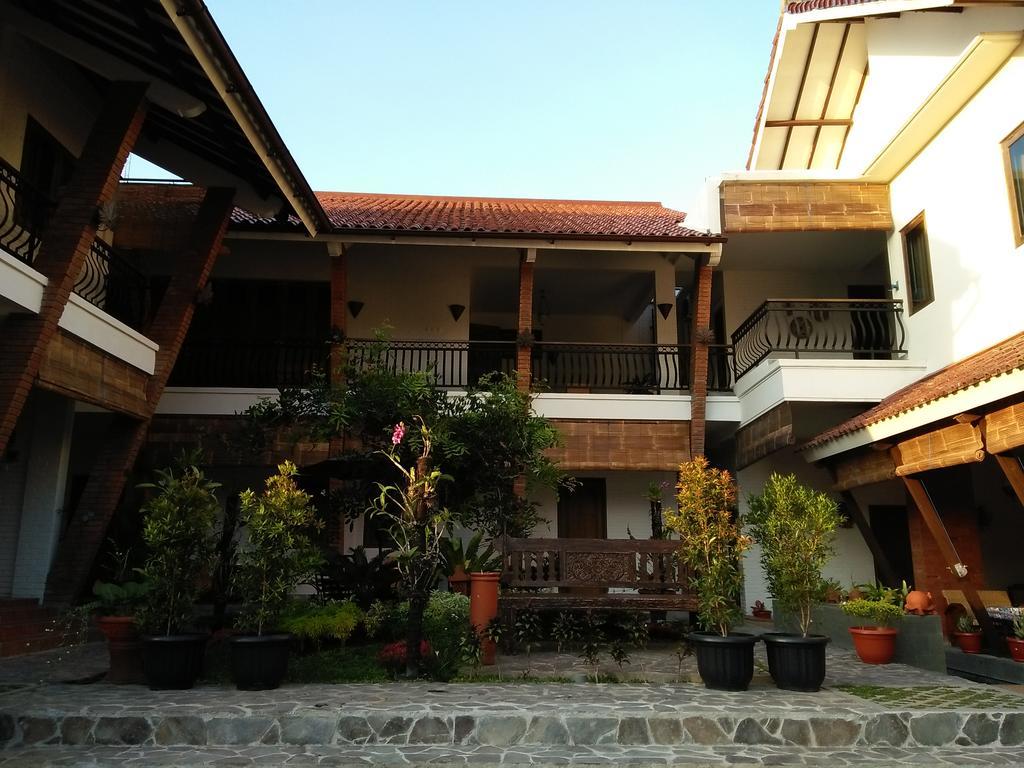 Satu Kayen Guest House Sleman  Eksteriør bilde