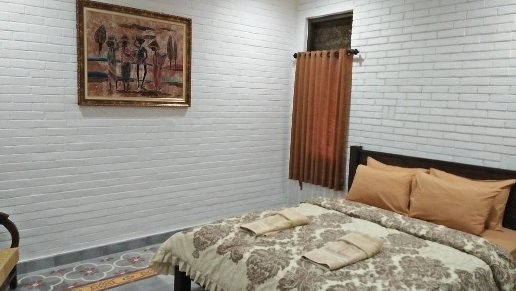 Satu Kayen Guest House Sleman  Eksteriør bilde