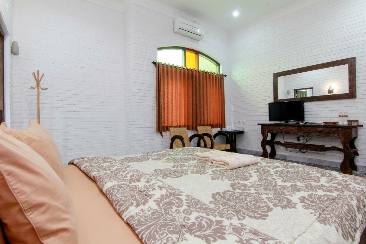 Satu Kayen Guest House Sleman  Eksteriør bilde