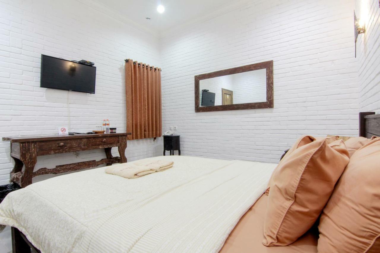 Satu Kayen Guest House Sleman  Eksteriør bilde