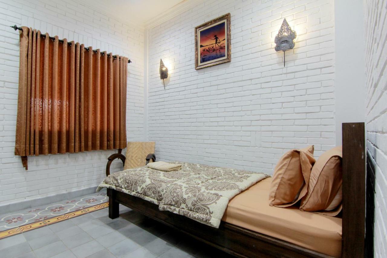 Satu Kayen Guest House Sleman  Eksteriør bilde