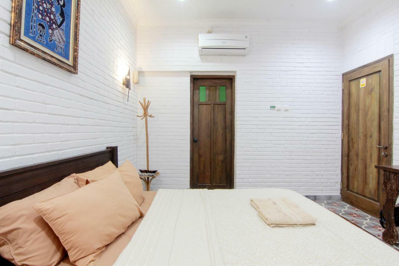 Satu Kayen Guest House Sleman  Eksteriør bilde